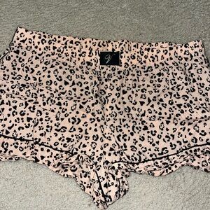 Victoria's Secret Cream Leopard Print Sleep Shorts Sz XL